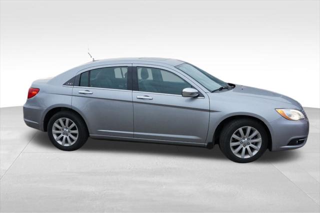 2013 Chrysler 200 Limited 2013 Chrysler 200 Limited
