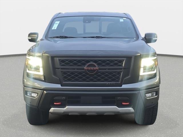 2023 Nissan TITAN Crew Cab PRO-4X 4x4