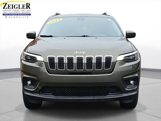 2019 Jeep Cherokee Latitude Plus 4x4 2019 Jeep Cherokee Latitude Plus 4x4