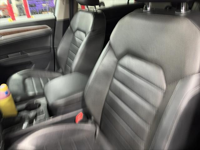 2019 Volkswagen Atlas 3.6L V6 SEL Premium 2019 Volkswagen Atlas 3.6L V6 SEL Premium