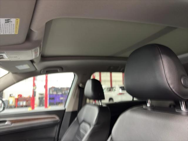 2019 Volkswagen Atlas 3.6L V6 SEL Premium 2019 Volkswagen Atlas 3.6L V6 SEL Premium