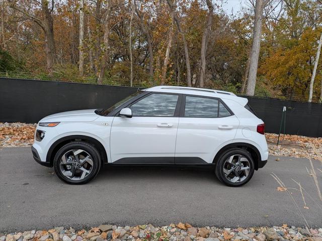 2024 Hyundai Venue SEL 2024 Hyundai Venue SEL