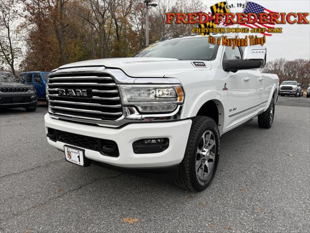 2023 RAM 3500 Limited Longhorn Crew Cab 4x4 8 Box