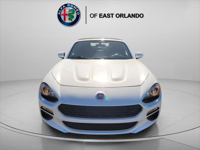 2017 Fiat 124 Spider Classica 2017 Fiat 124 Spider Classica