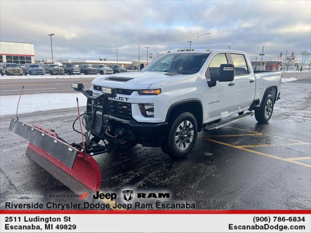 2022 Chevrolet Silverado 2500HD 4WD Crew Cab Standard Bed Custom