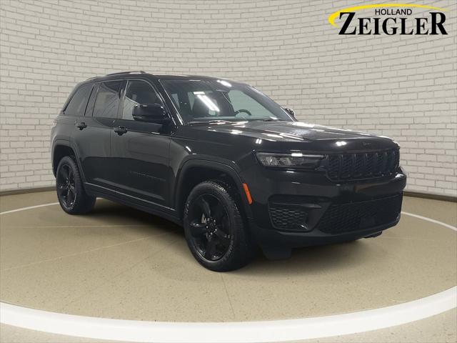 2023 Jeep Grand Cherokee Altitude 4x4
