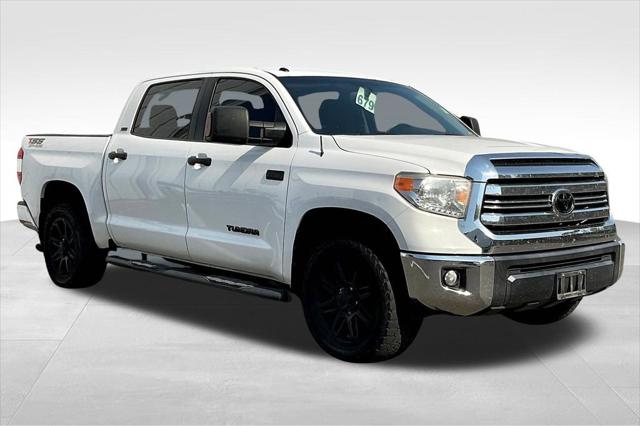 2017 Toyota Tundra SR5 5.7L V8 2017 Toyota Tundra SR5 5.7L V8