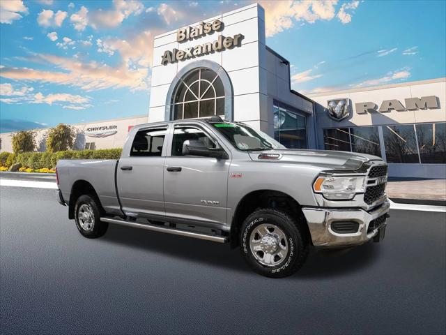 2022 RAM 2500 Tradesman Crew Cab 4x4 64 Box 2022 RAM 2500 Tradesman Crew Cab 4x4 64 Box