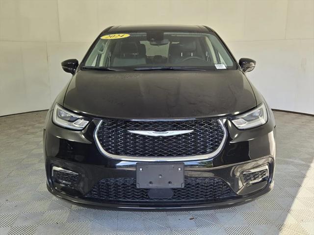 2024 Chrysler Pacifica Hybrid Select 2024 Chrysler Pacifica Hybrid Select