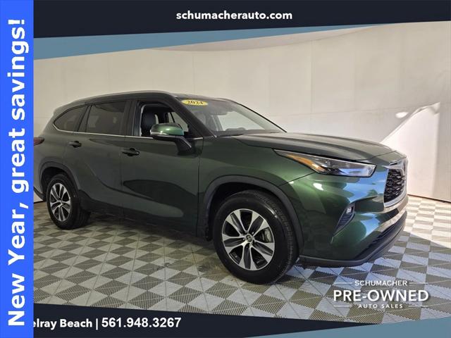 2024 Toyota Highlander LE