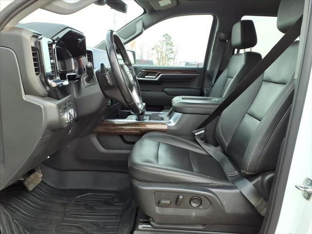 2022 GMC Sierra 1500 4WD Crew Cab Short Box Elevation 2022 GMC Sierra 1500 4WD Crew Cab Short Box Elevation