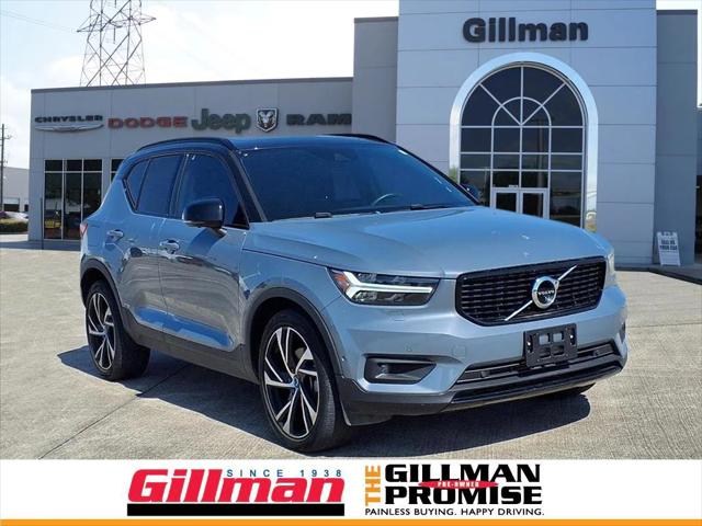 2022 Volvo XC40 T5 R-Design 2022 Volvo XC40 T5 R-Design