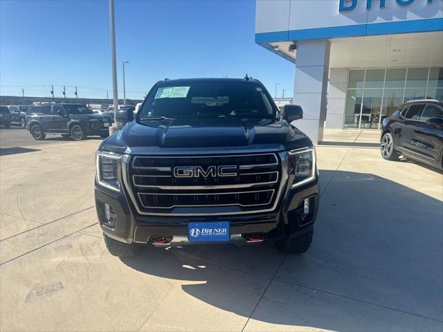 2023 GMC Yukon XL 4WD AT4