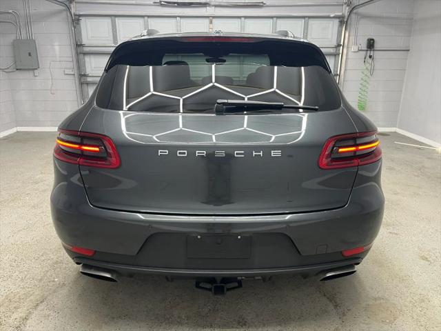 2017 Porsche Macan Base