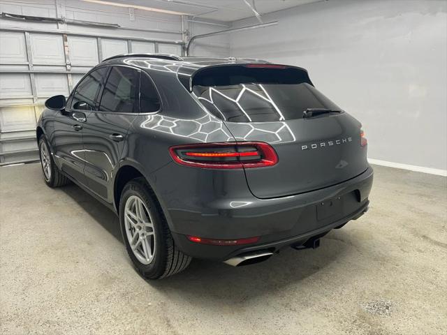 2017 Porsche Macan Base