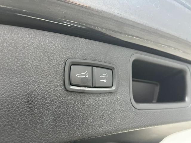 2017 Porsche Macan Base