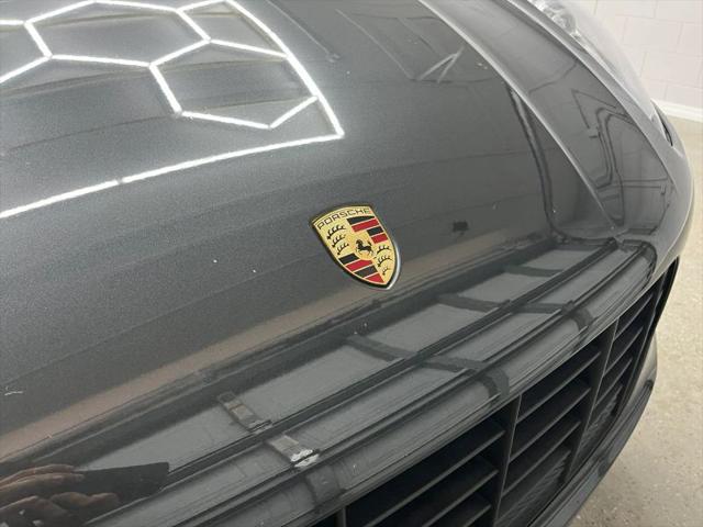 2017 Porsche Macan Base