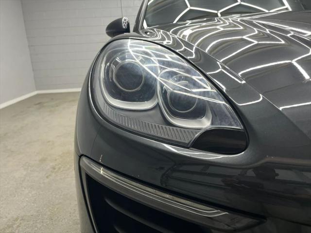 2017 Porsche Macan Base