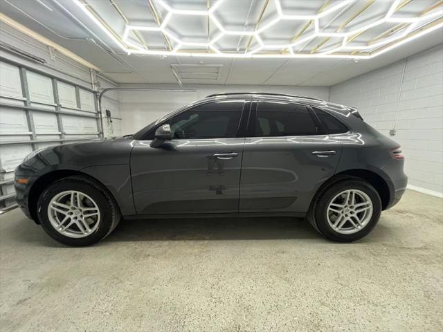 2017 Porsche Macan Base