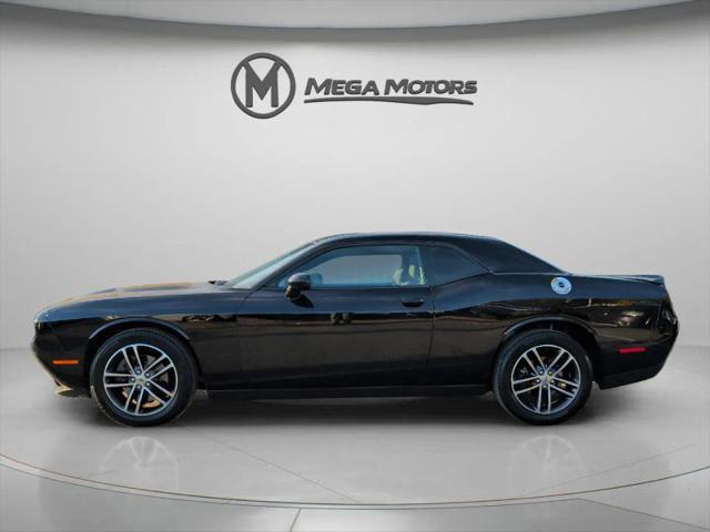 2019 Dodge Challenger SXT AWD