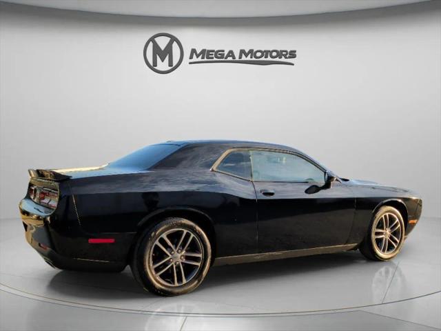 2019 Dodge Challenger SXT AWD