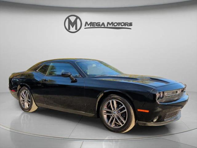 2019 Dodge Challenger SXT AWD