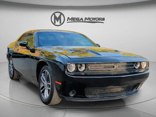 2019 Dodge Challenger SXT AWD