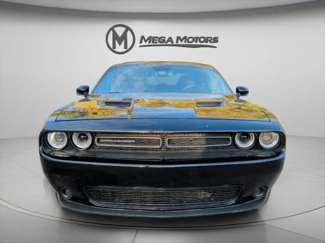 2019 Dodge Challenger SXT AWD