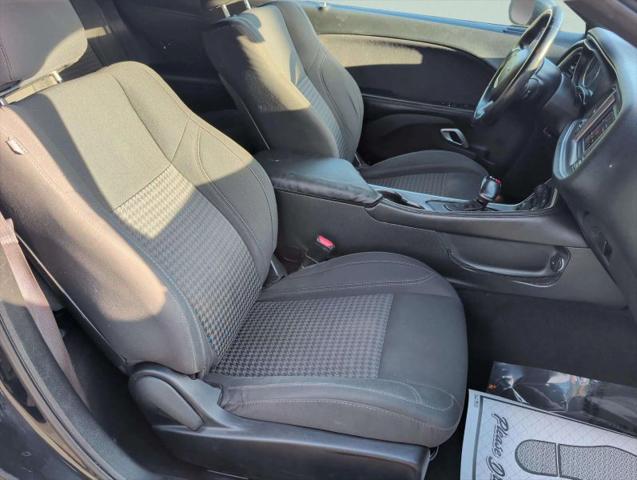 2019 Dodge Challenger SXT AWD