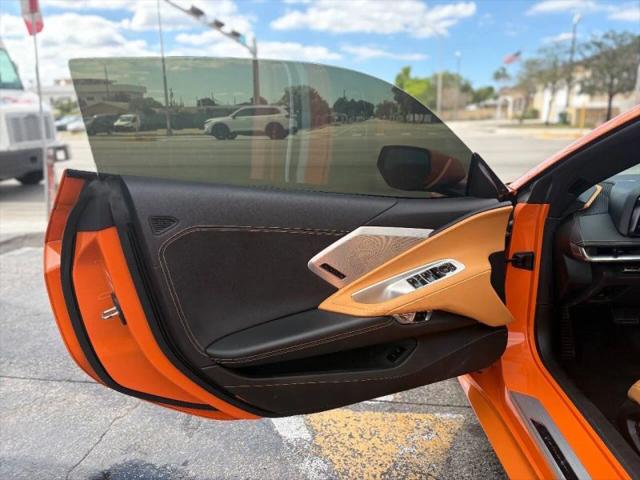 2023 Chevrolet Corvette Stingray RWD Convertible 2LT