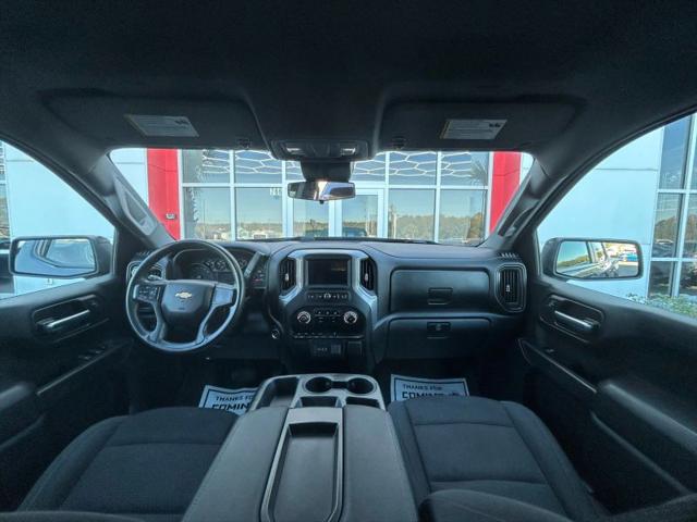 2023 Chevrolet Silverado 1500 4WD Crew Cab Short Bed WT