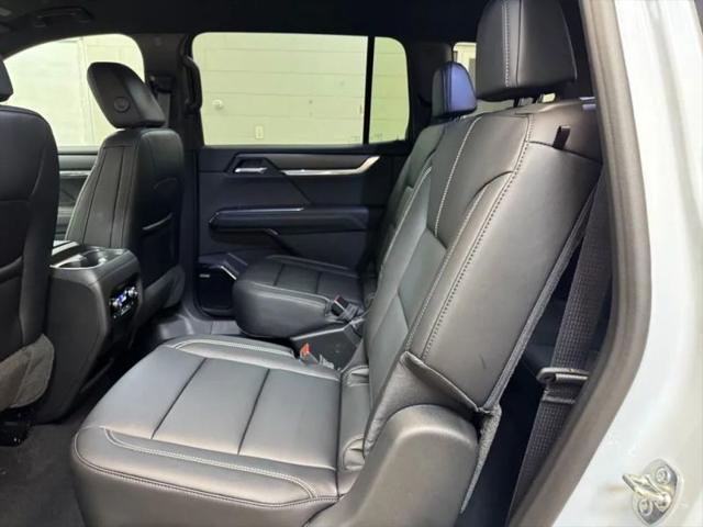 2026 GMC Acadia Elevation FWD