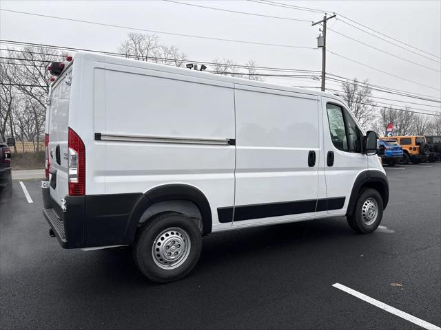 2026 Ram ProMaster Cargo Van Tradesman Low Roof 136" WB w/Pass Seat