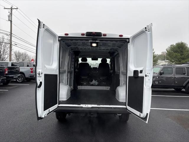 2026 Ram ProMaster Cargo Van Tradesman Low Roof 136" WB w/Pass Seat