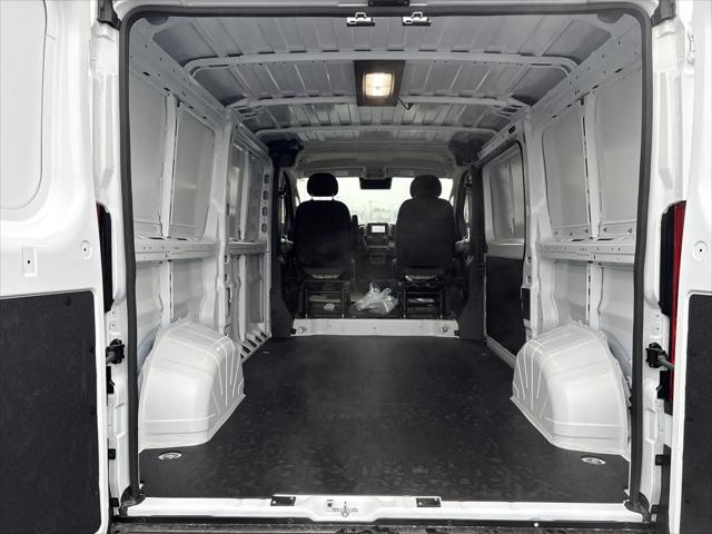 2026 Ram ProMaster Cargo Van Tradesman Low Roof 136" WB w/Pass Seat