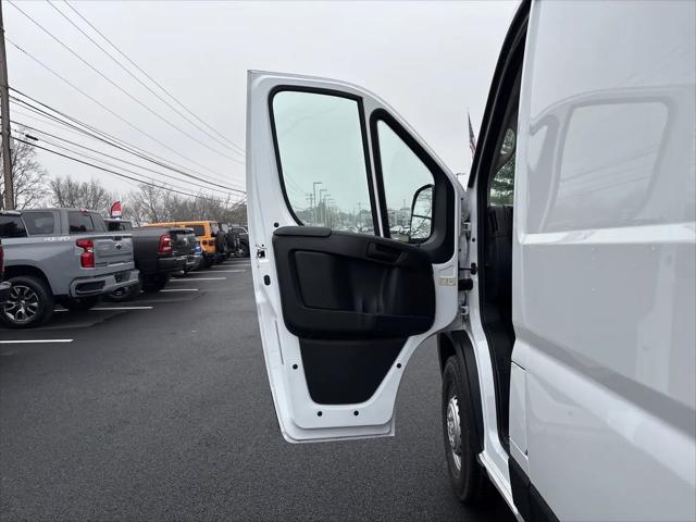 2026 Ram ProMaster Cargo Van Tradesman Low Roof 136" WB w/Pass Seat