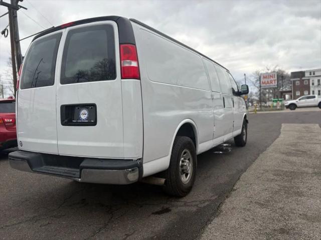 2019 Chevrolet Express Work Van