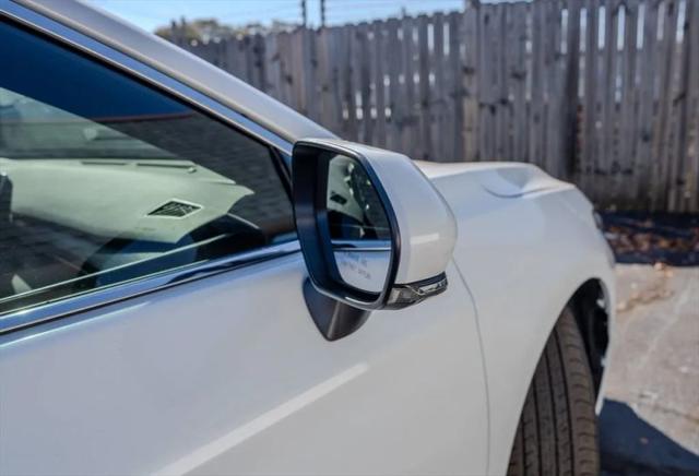 2020 Toyota Avalon XLE