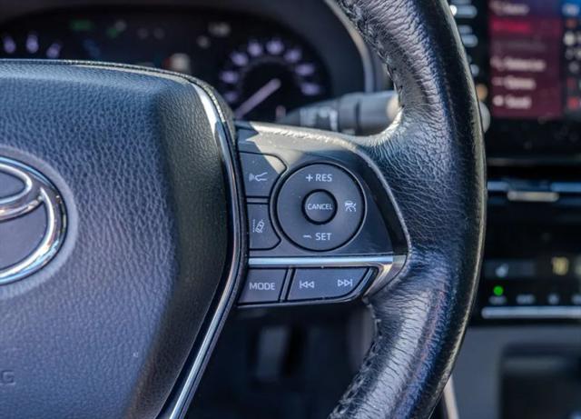2020 Toyota Avalon XLE