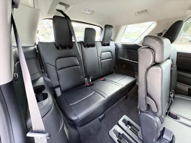 2022 Nissan Pathfinder SL 2WD