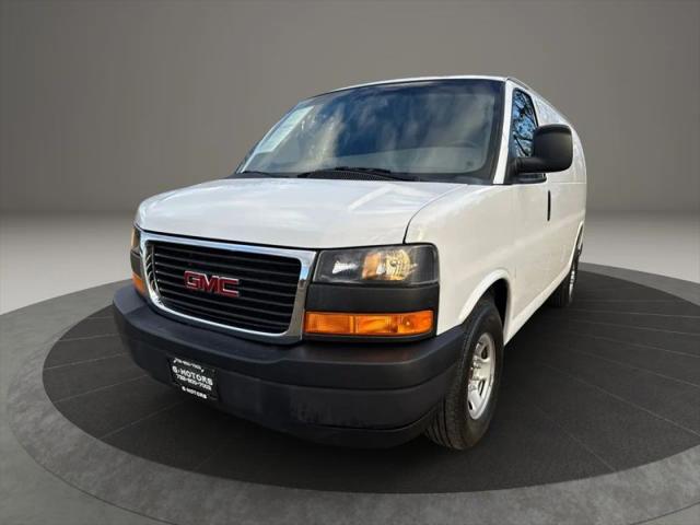 2022 GMC Savana Cargo RWD 2500 Regular Wheelbase Work Van
