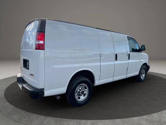 2022 GMC Savana Cargo RWD 2500 Regular Wheelbase Work Van