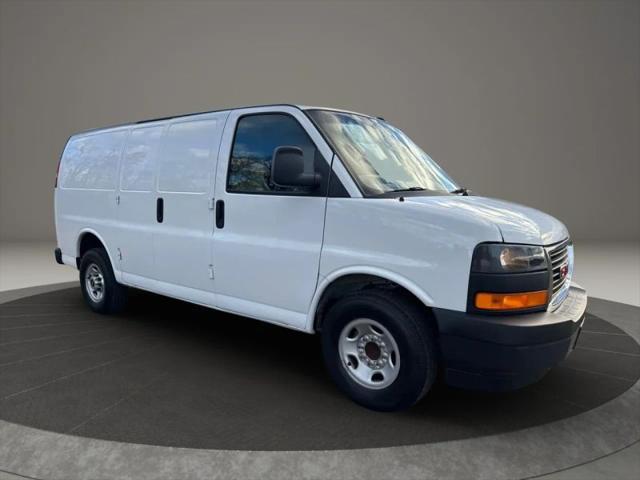 2022 GMC Savana Cargo RWD 2500 Regular Wheelbase Work Van