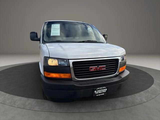 2022 GMC Savana Cargo RWD 2500 Regular Wheelbase Work Van