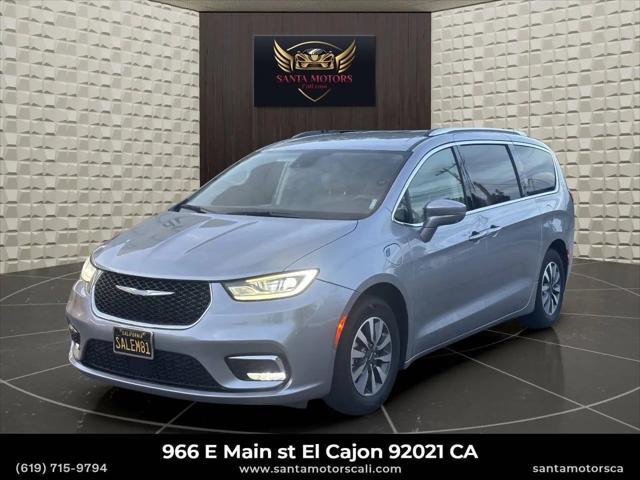 2021 Chrysler Pacifica Hybrid Touring L for sale in El Cajon, CA