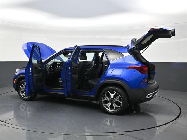 2023 Kia Seltos EX