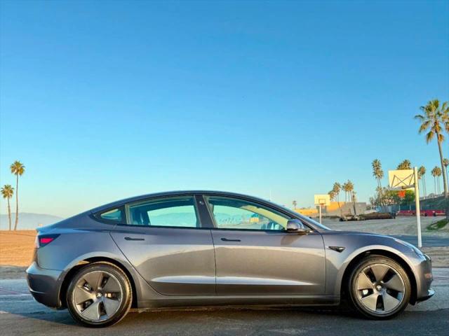 2022 Tesla Model 3 Rear-Wheel Drive