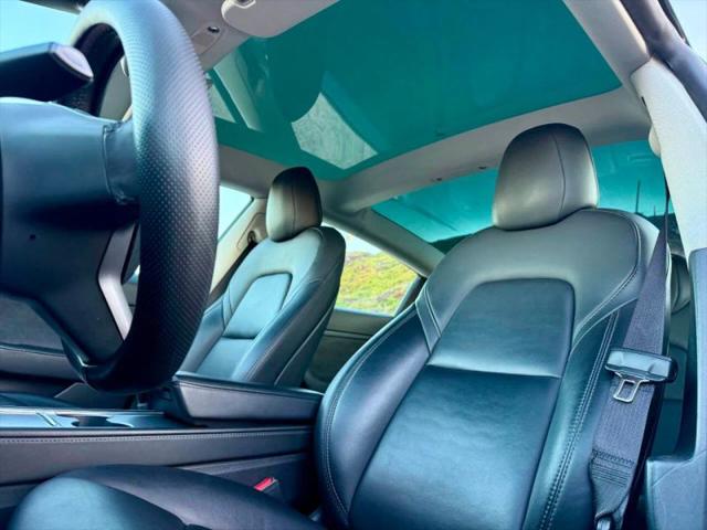 2022 Tesla Model 3 Rear-Wheel Drive