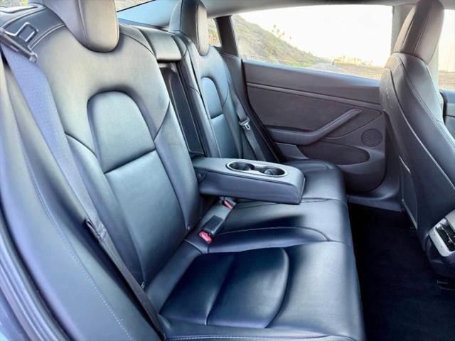 2022 Tesla Model 3 Rear-Wheel Drive