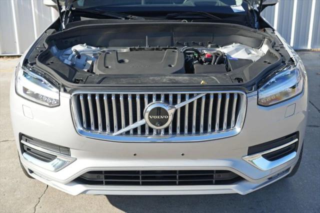 2024 Volvo XC90 B6 Ultimate Bright Theme 7-Seater